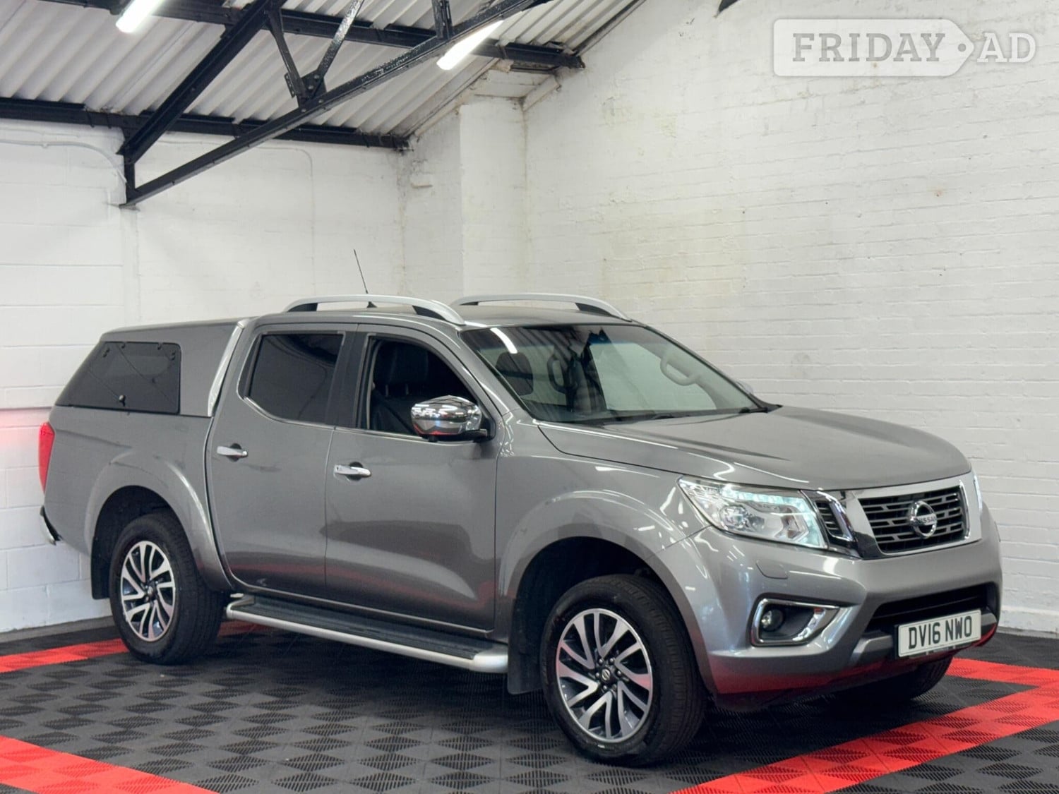 Nissan Navara 2016 - Vans & Commercial Vehicles in Birmingham