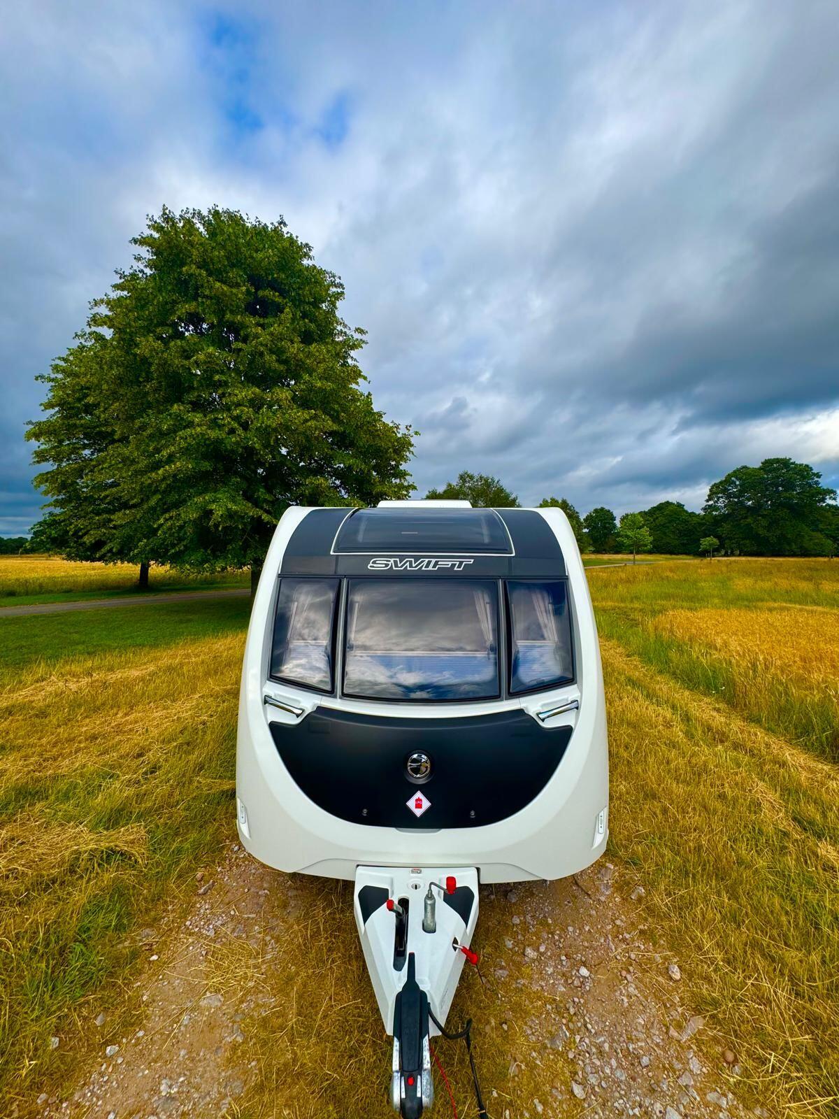 [4 berth ]Swift Sprite Vogue Alpine 4