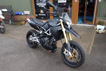 Aprilia Dorsoduro 2012