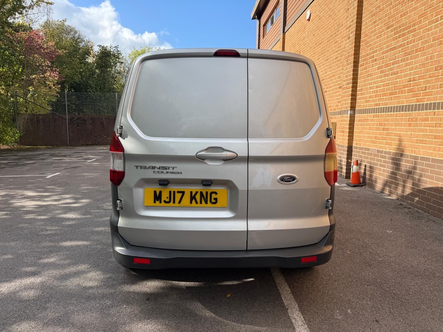 Ford Transit Courier 2017 - Vans & Commercial Vehicles in Wimborne