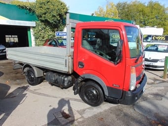 Nissan Cabstar 2011