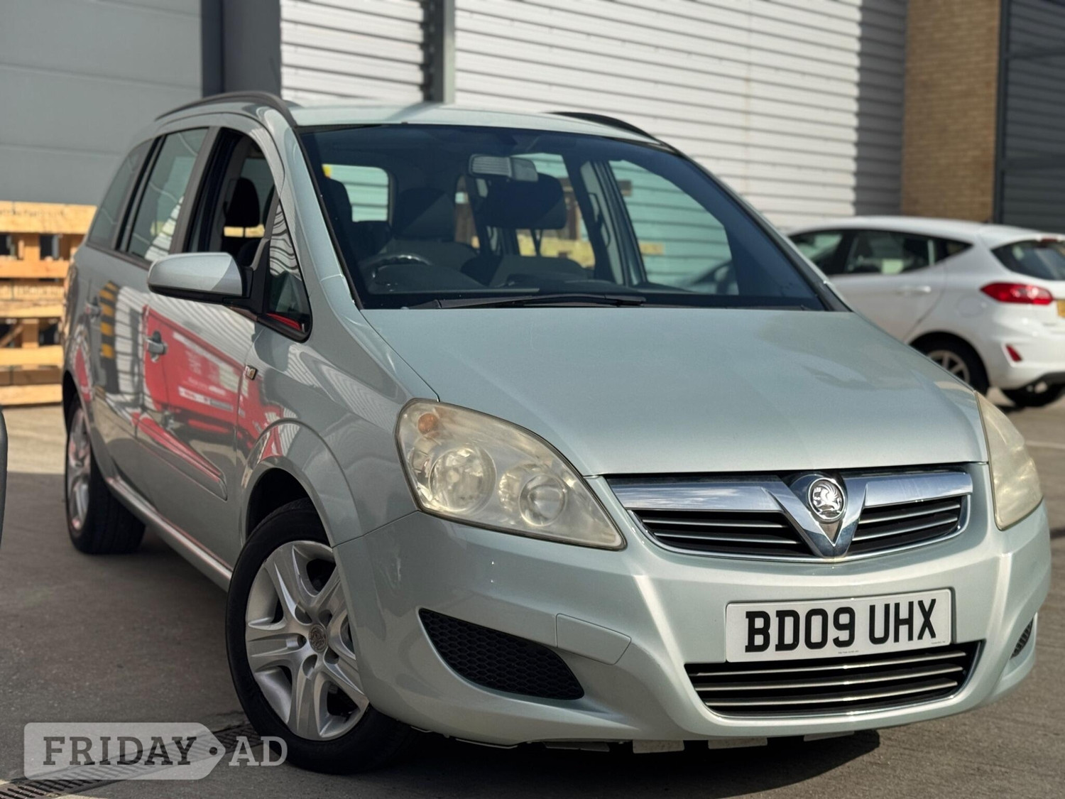 Vauxhall Zafira 2009 in High Wycombe