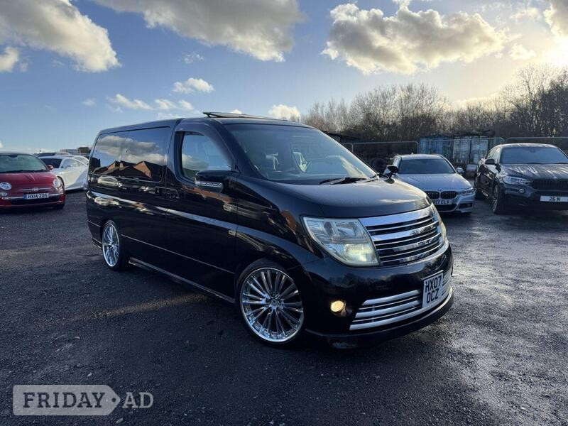 Nissan Elgrand 2007 in Southampton