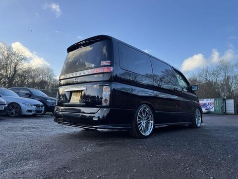 [ berth ]Nissan Elgrand