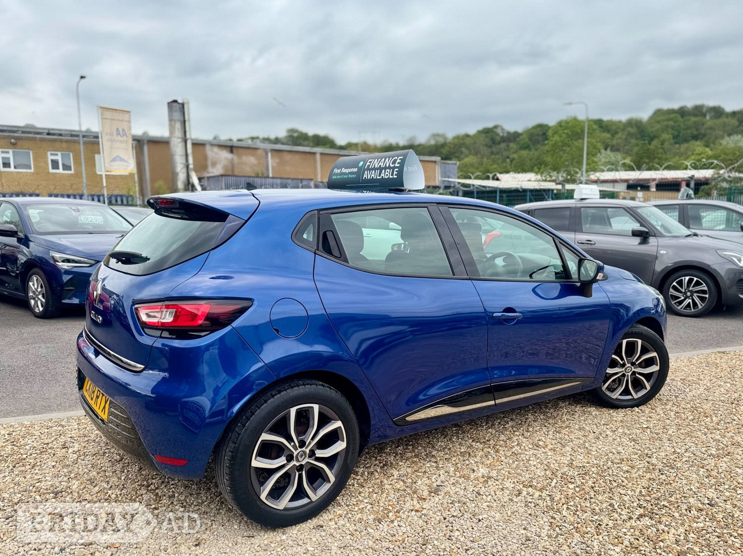 Renault Clio 2018 - Cars