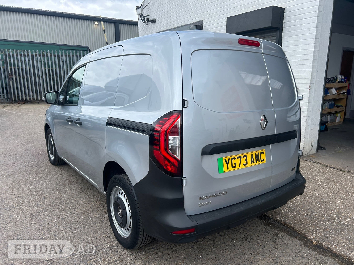 [ berth ]Renault Kangoo