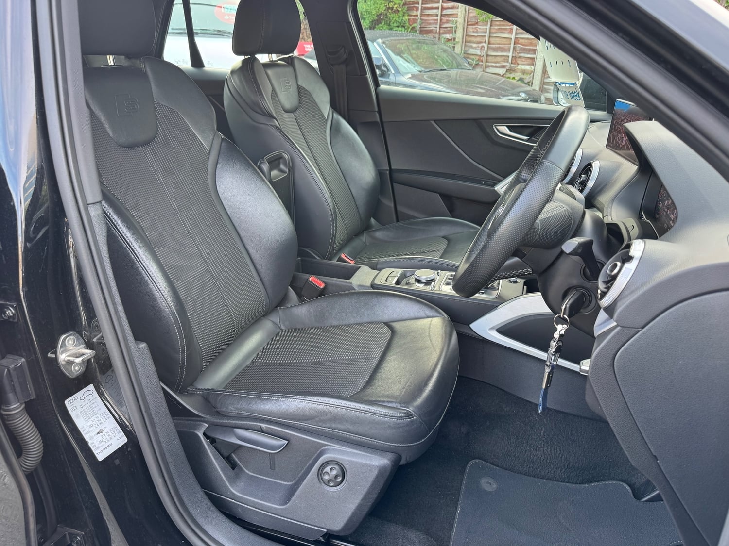 [ berth ]Audi Q2