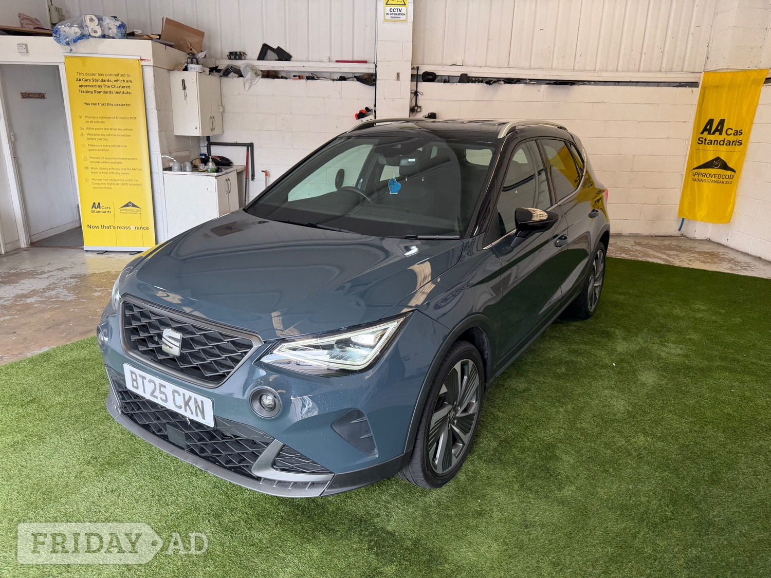 [ berth ]SEAT Arona
