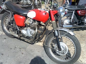 Triumph T100 1970