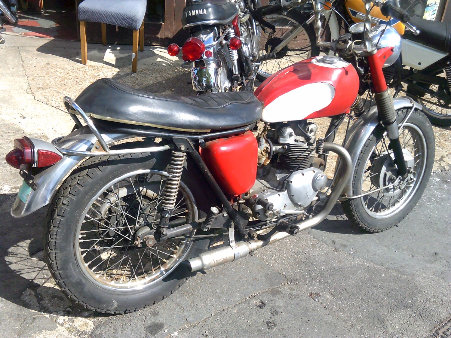 Triumph T100 Brighton