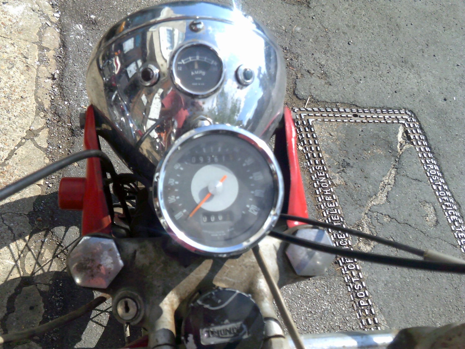Triumph T100 1970 - Motorbikes, Scooters & Quads