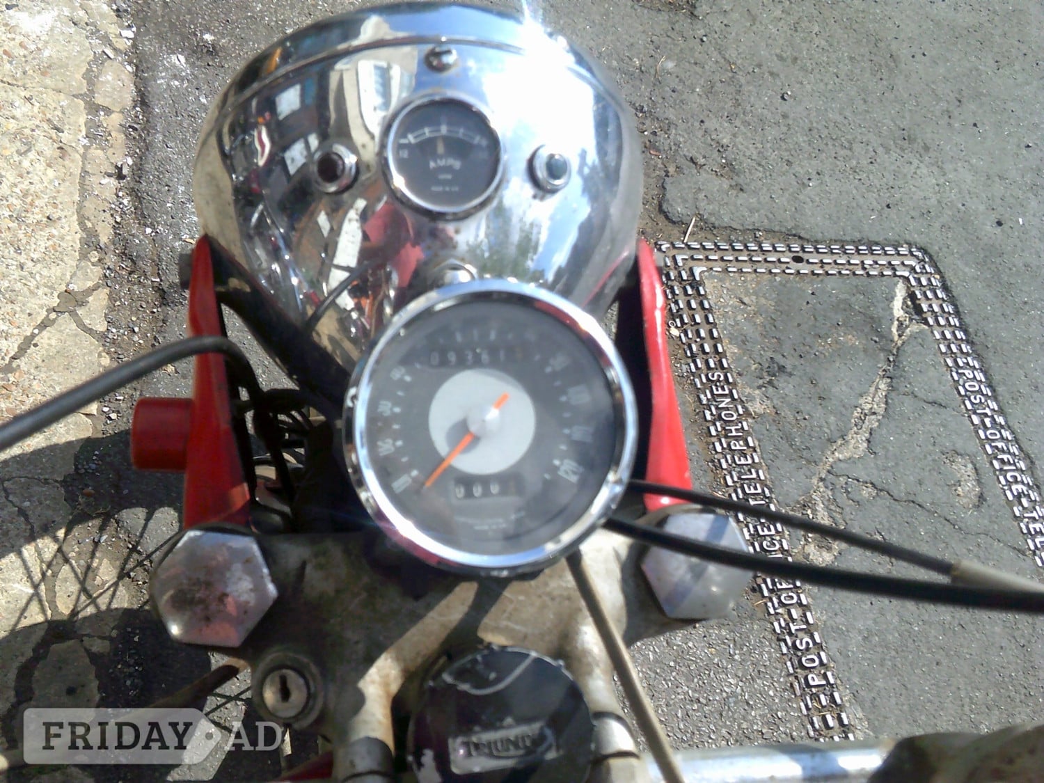 Triumph T100 1970 - Motorbikes, Scooters & Quads