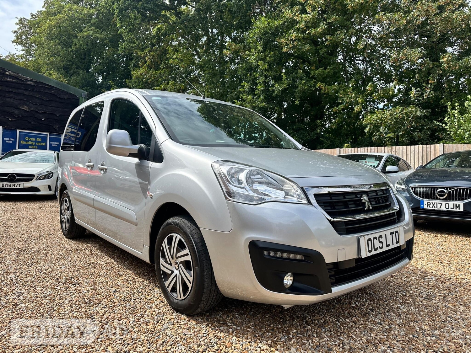 Peugeot Partner Tepee 2018 in Hook