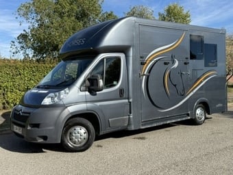 JP Coach built Weekender Model  Citroen Relay  Horsebox