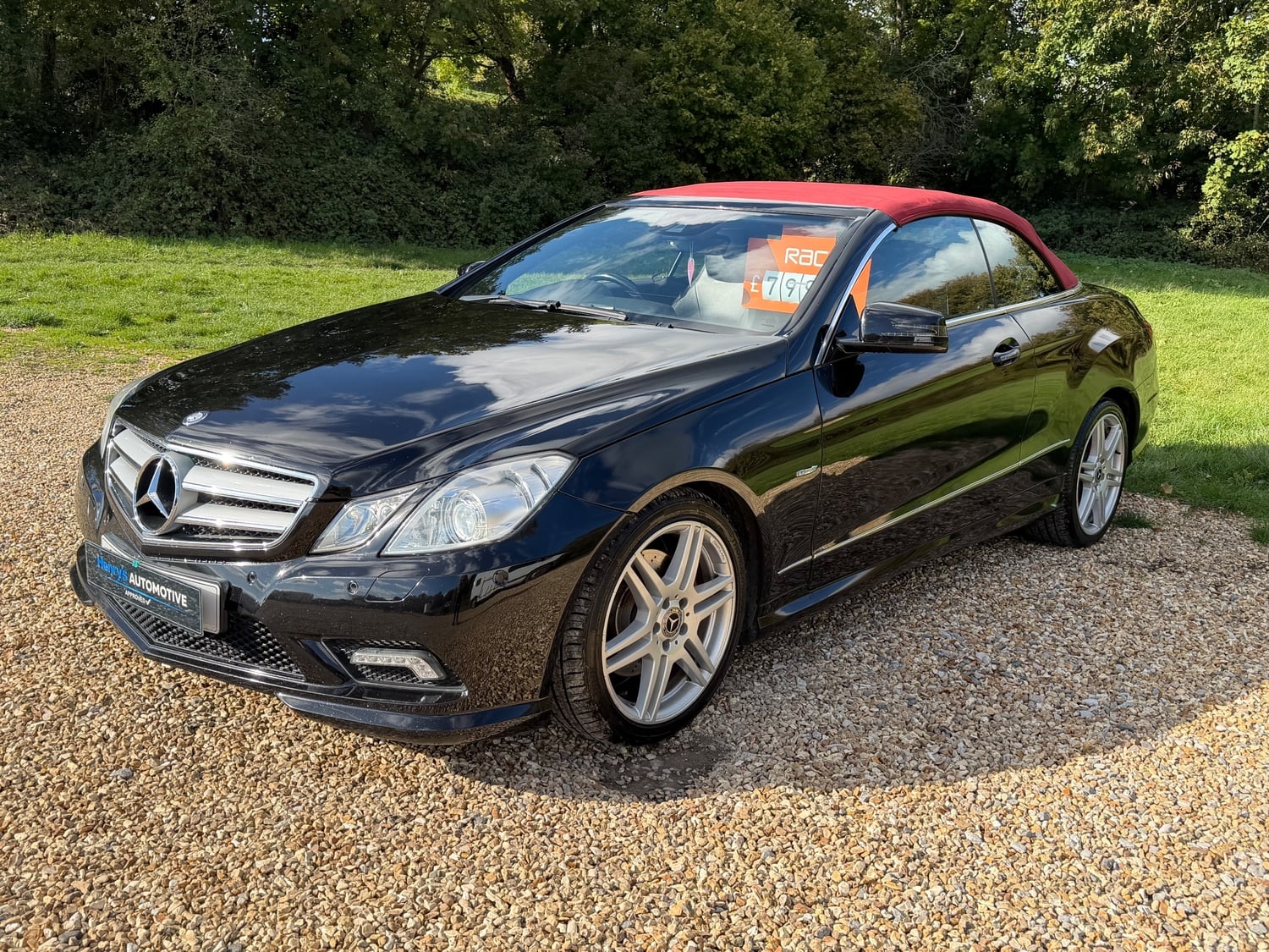 [ berth ]Mercedes-Benz E Class