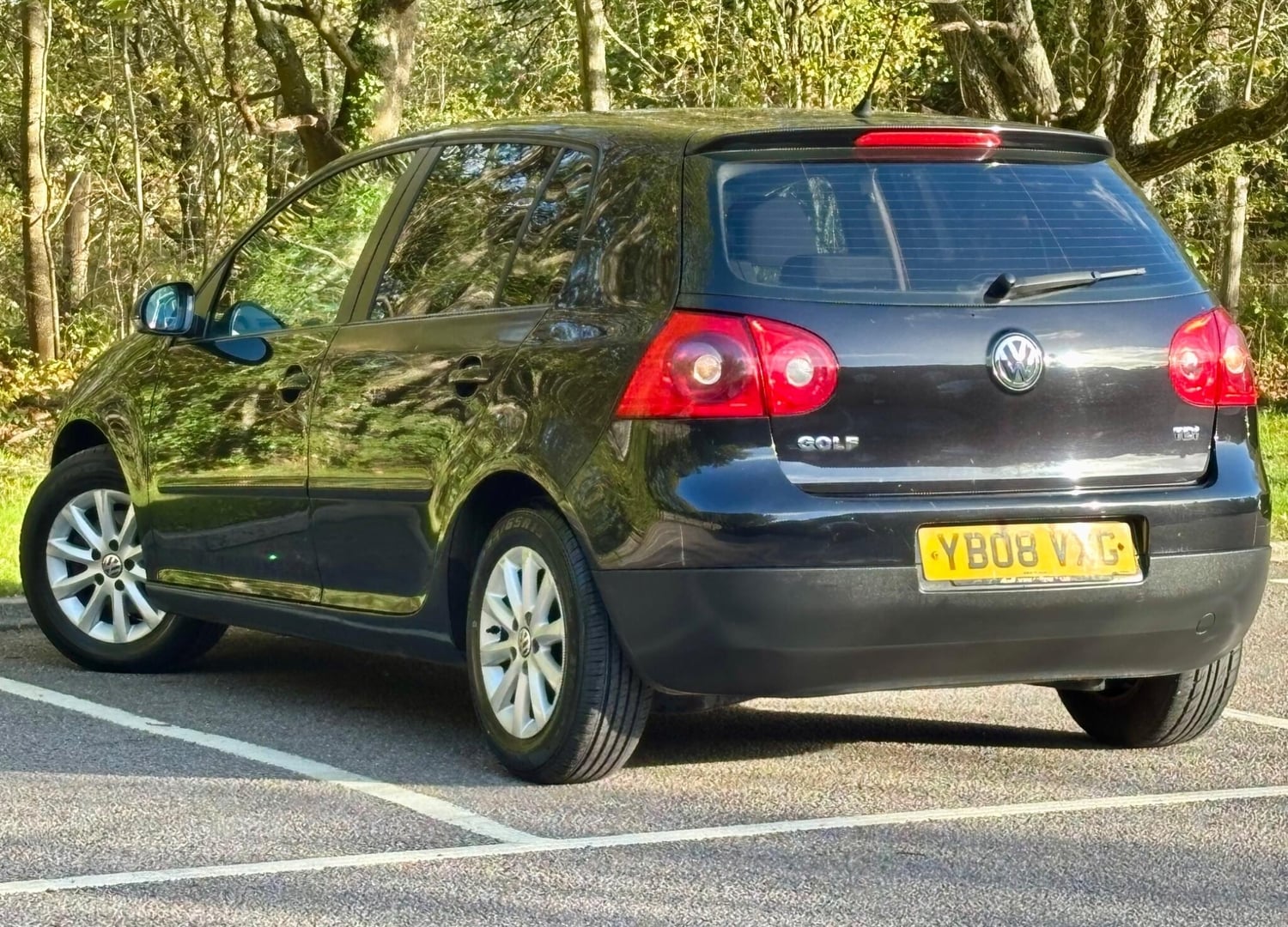 Volkswagen Golf 2008 - Cars in Farnham