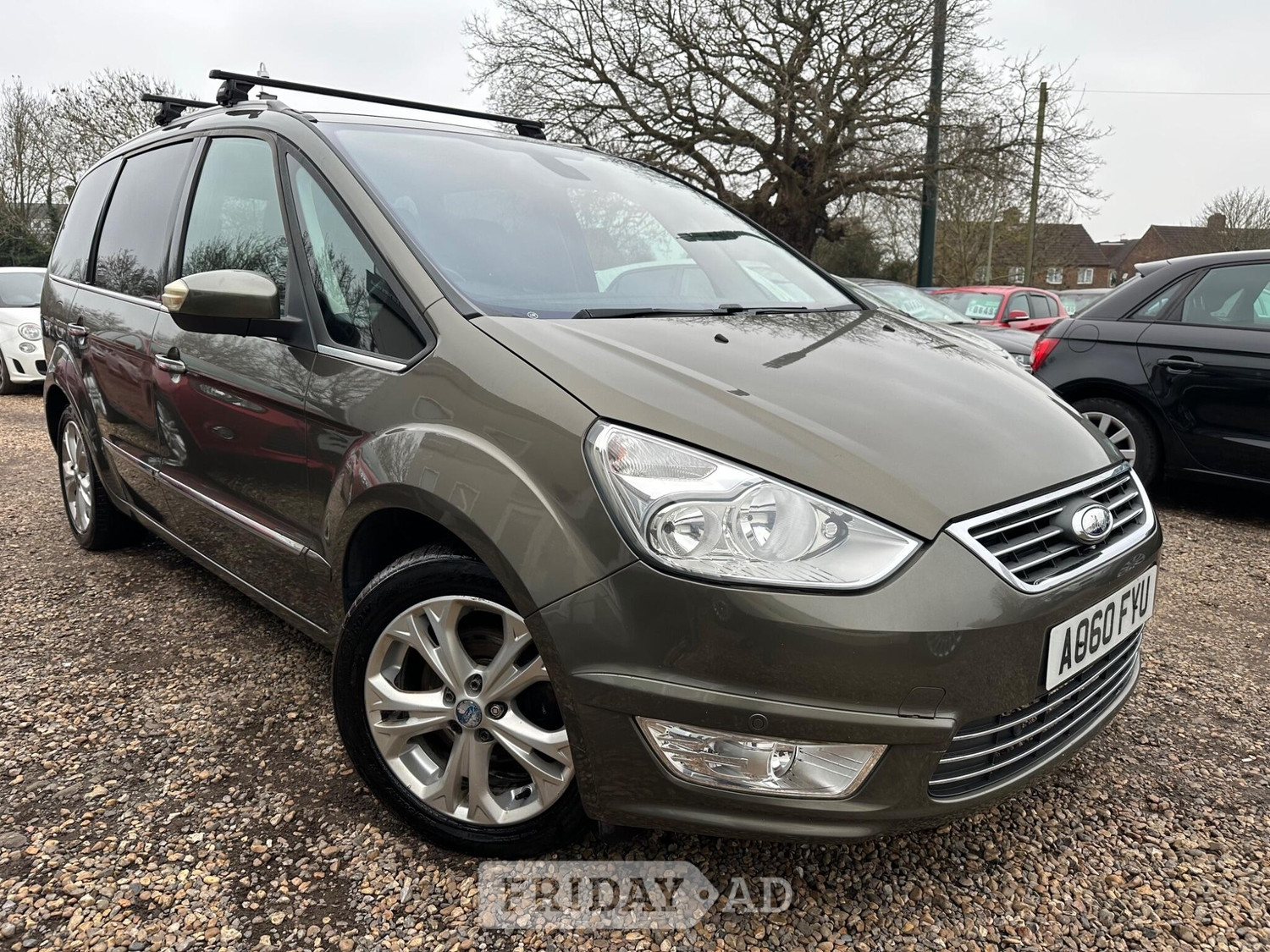 Ford Galaxy 2010 - Cars