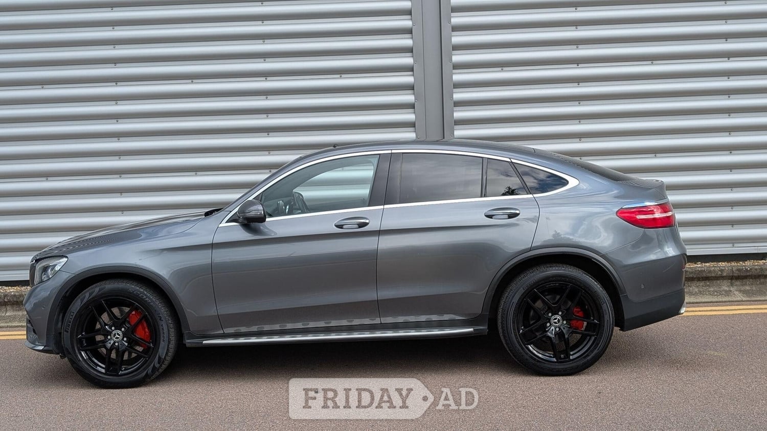 [ berth ]Mercedes-Benz GLC