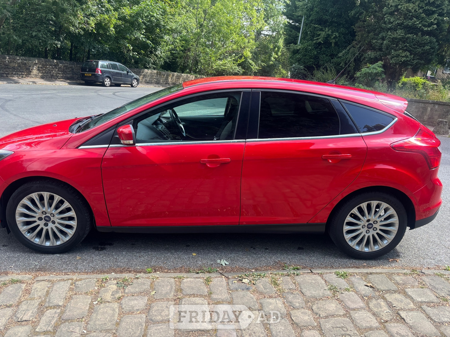 Ford Focus 2012 - Cars