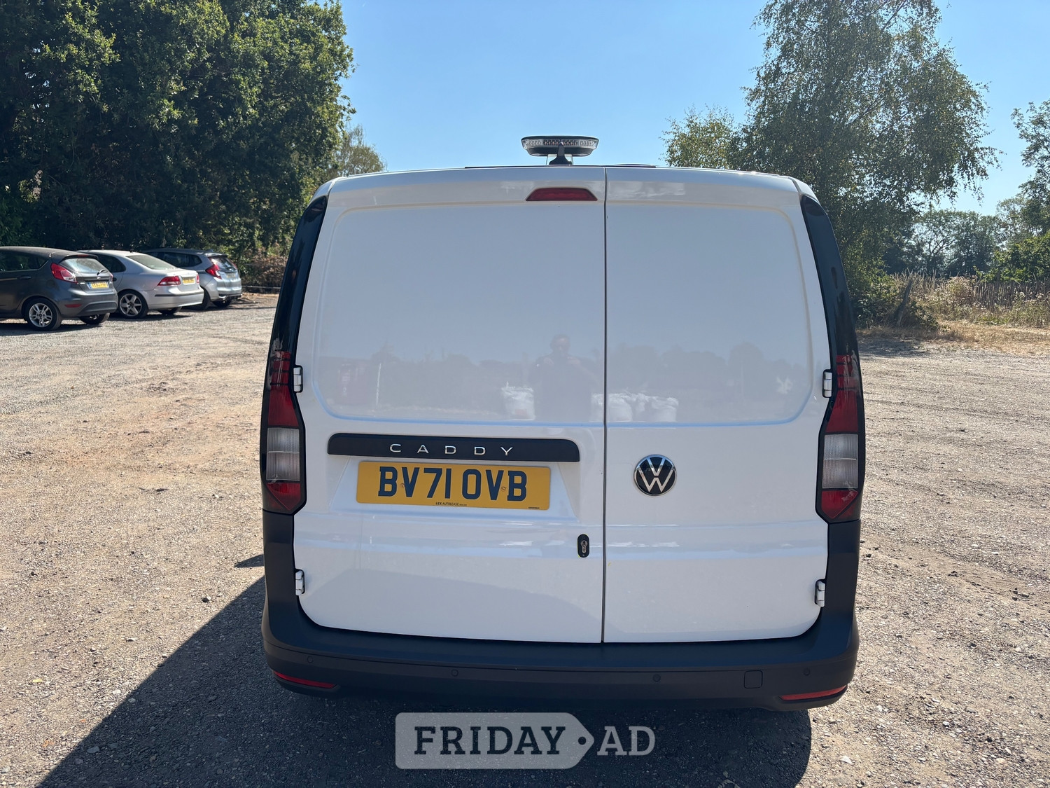 Volkswagen Caddy 2021 - Vans & Commercial Vehicles in Dorking