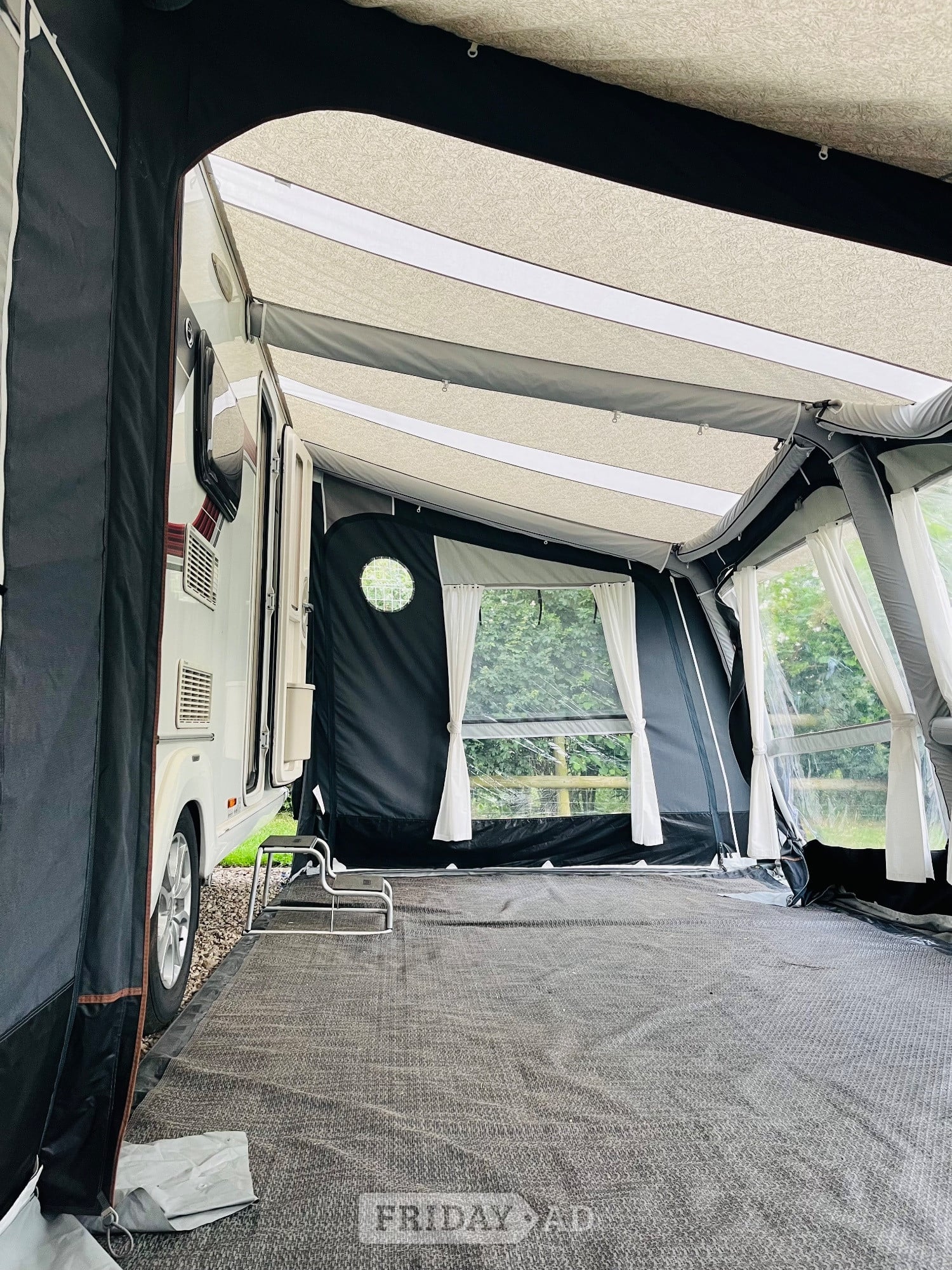 Isabella Air Cirrus North 400 + LEFT Air Annex + carpet/sheet
