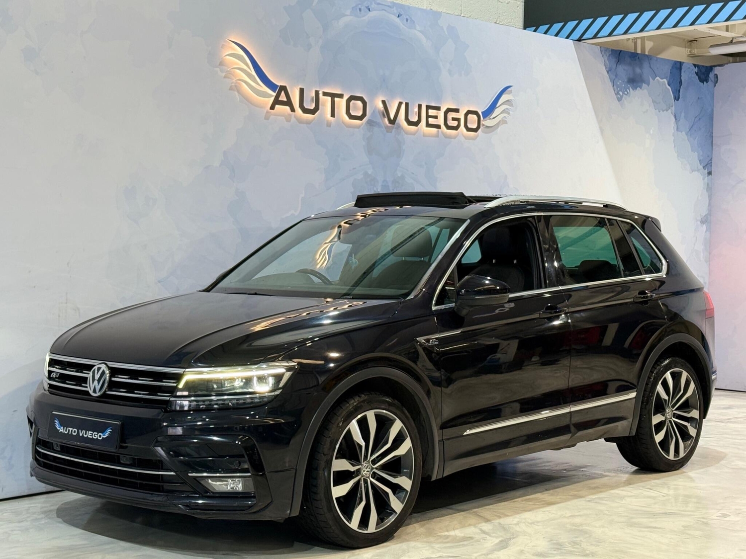 Volkswagen Tiguan 2018 - Cars in Uxbridge