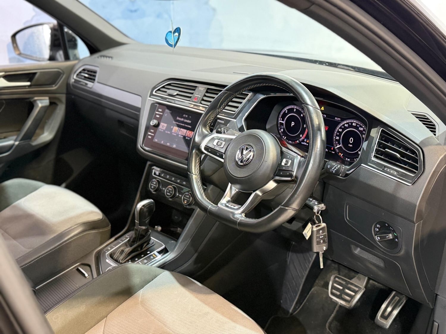 [ berth ]Volkswagen Tiguan