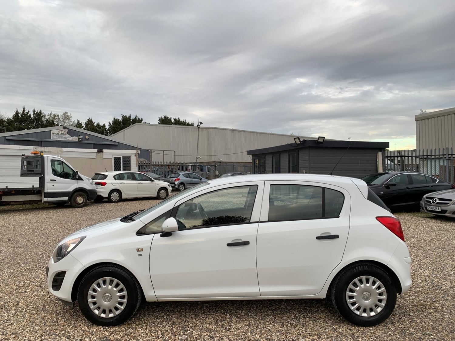 Vauxhall Corsa 2014 - Cars in Swindon