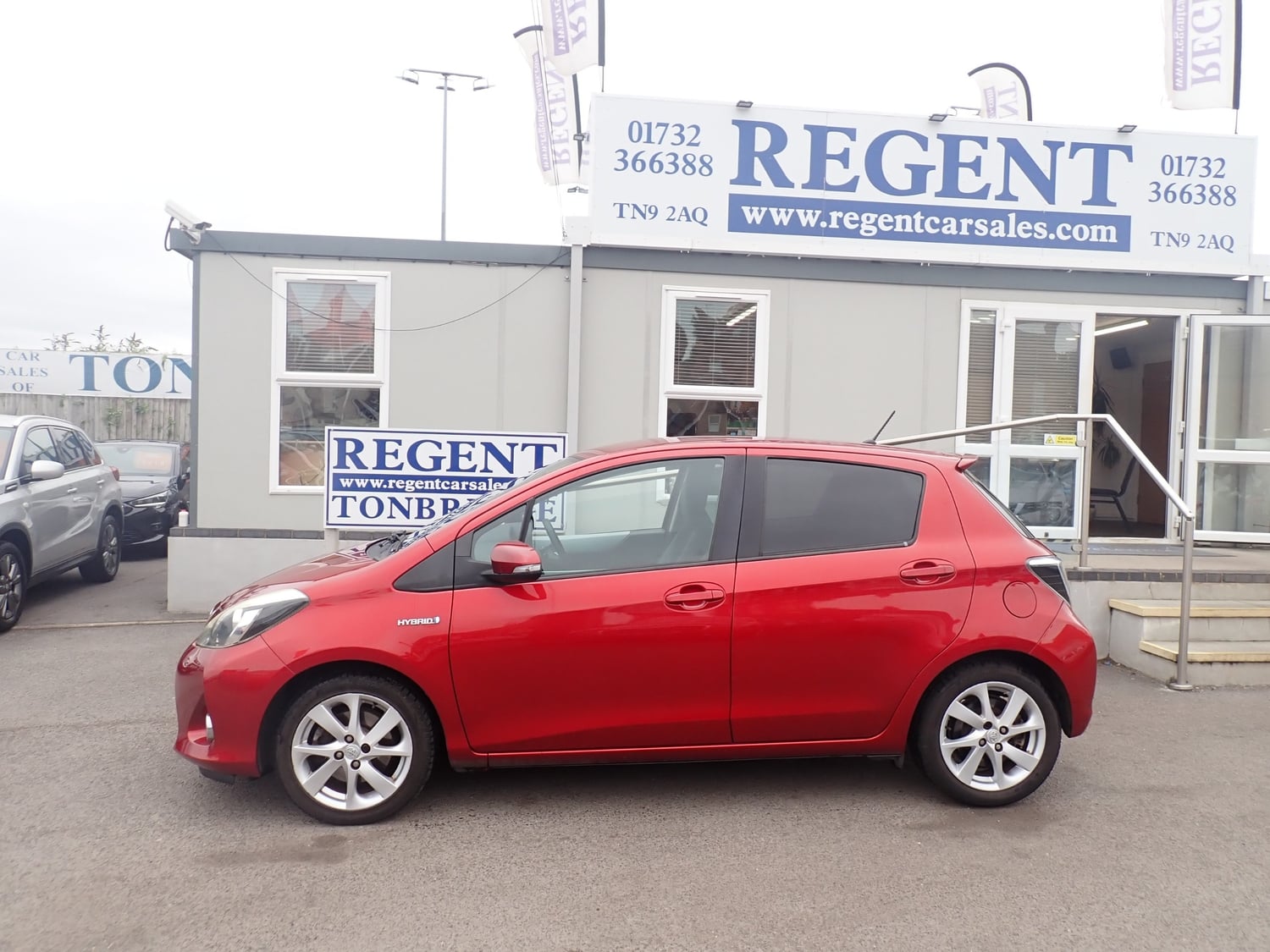 Toyota Yaris 2013 - Cars