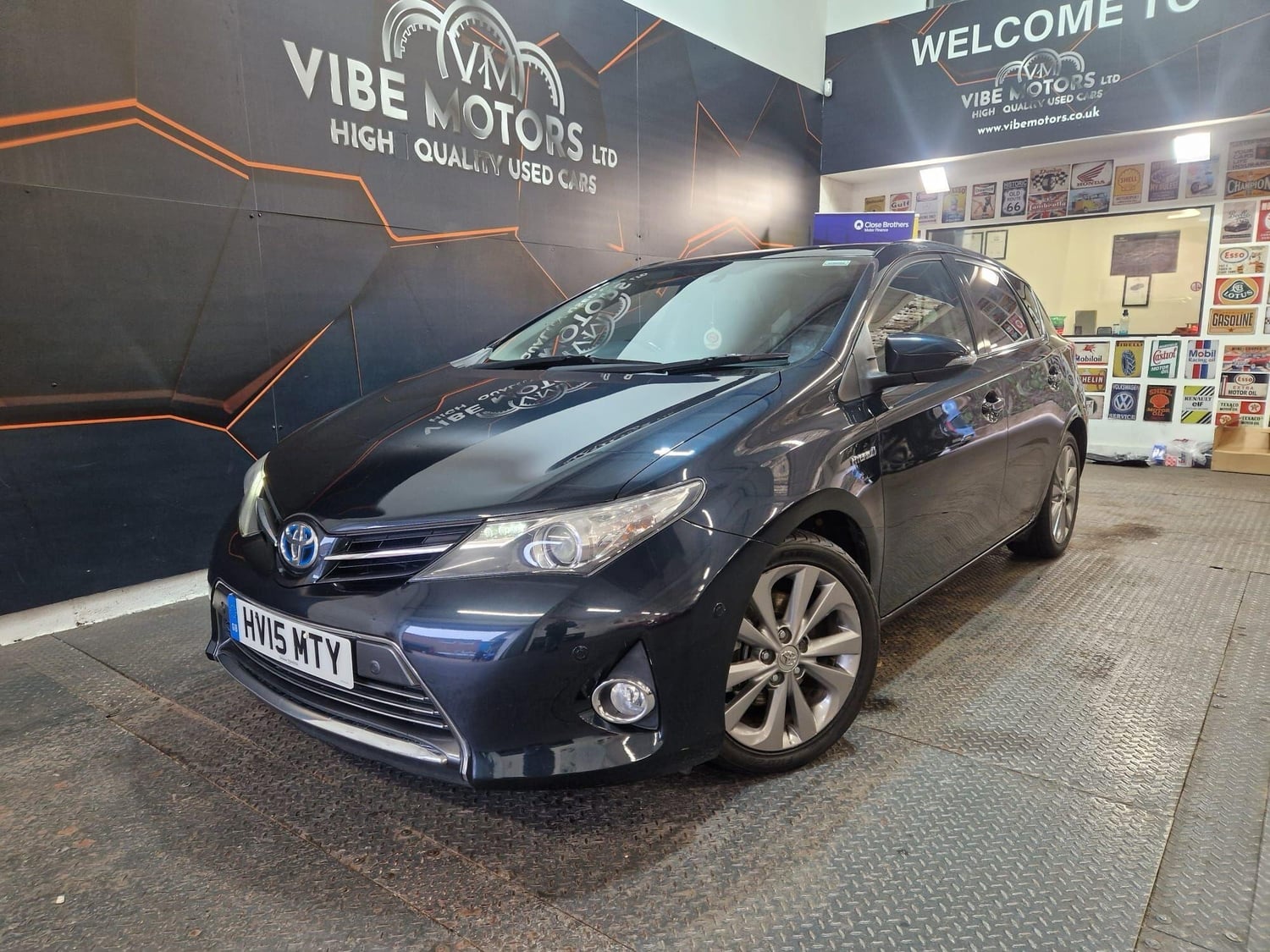 Toyota Auris 2015 - Cars