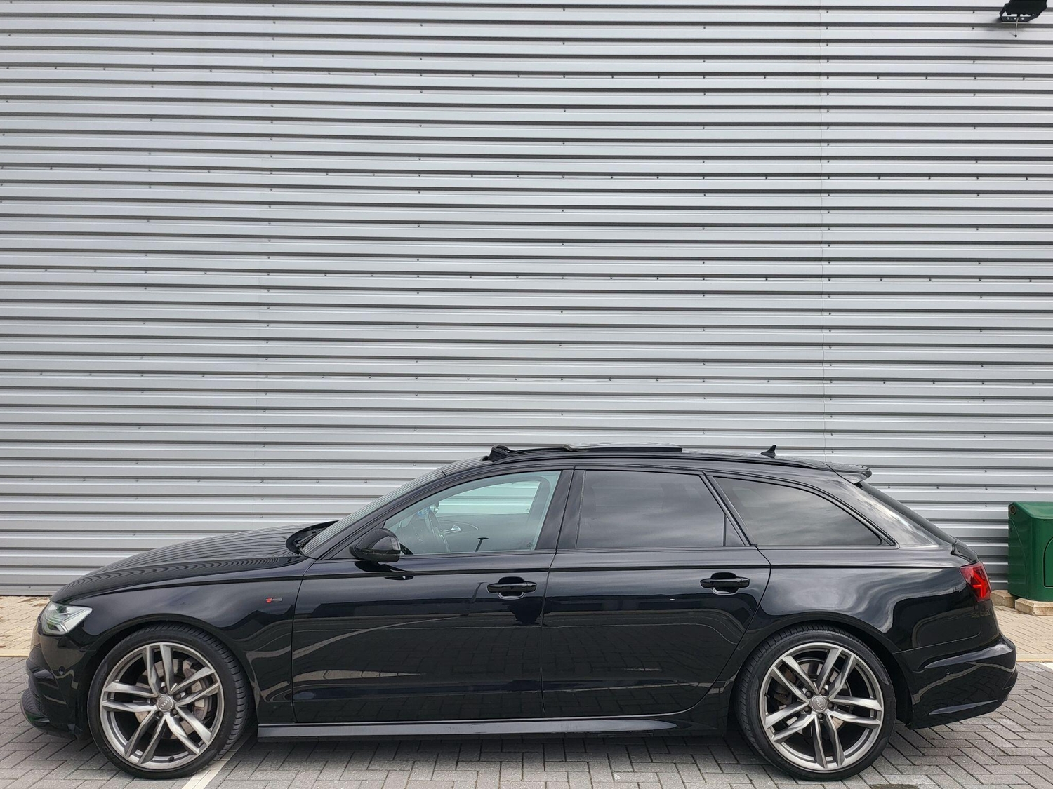 [ berth ]Audi A6 Avant