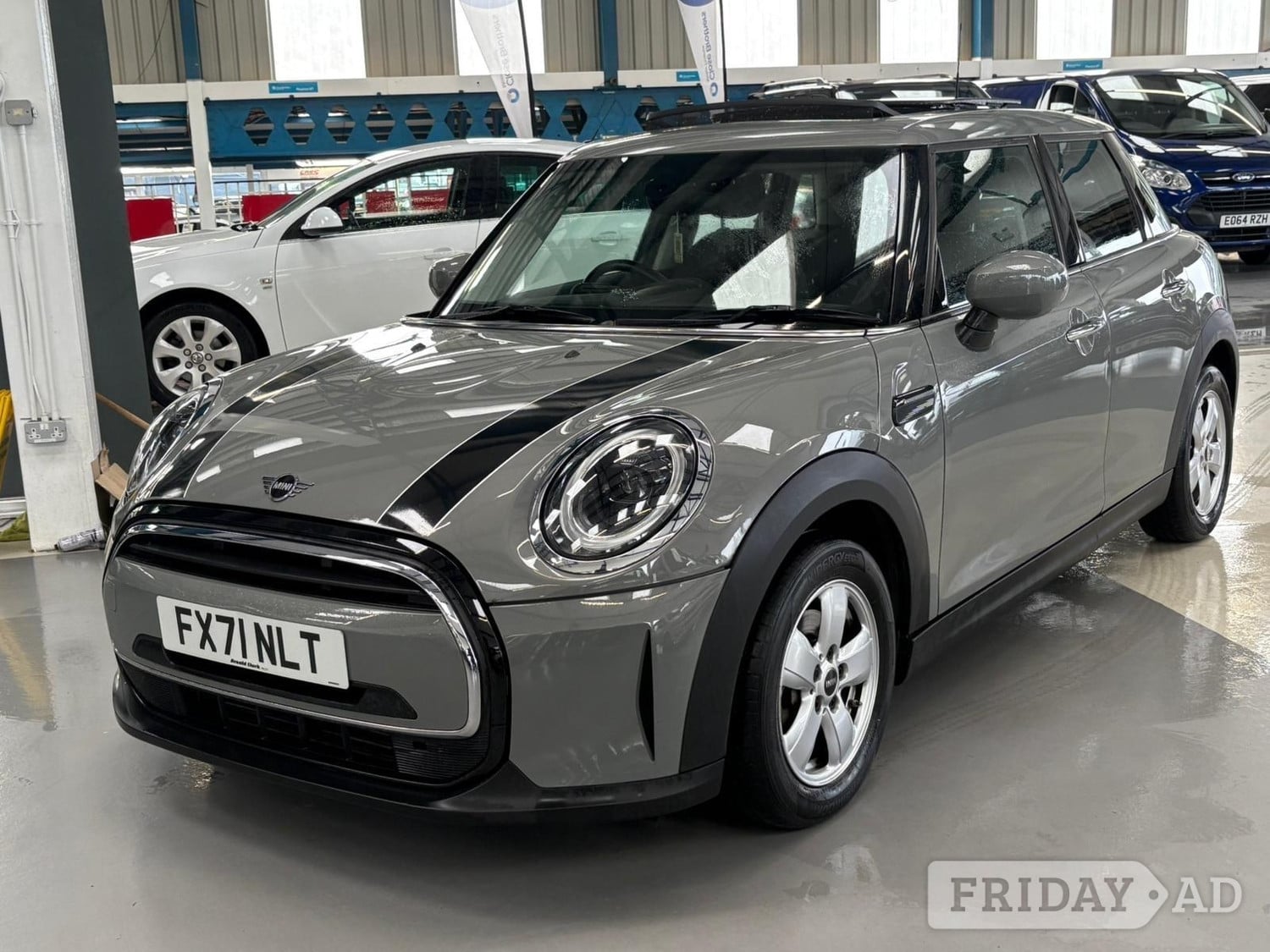 [ berth ]Mini Hatch