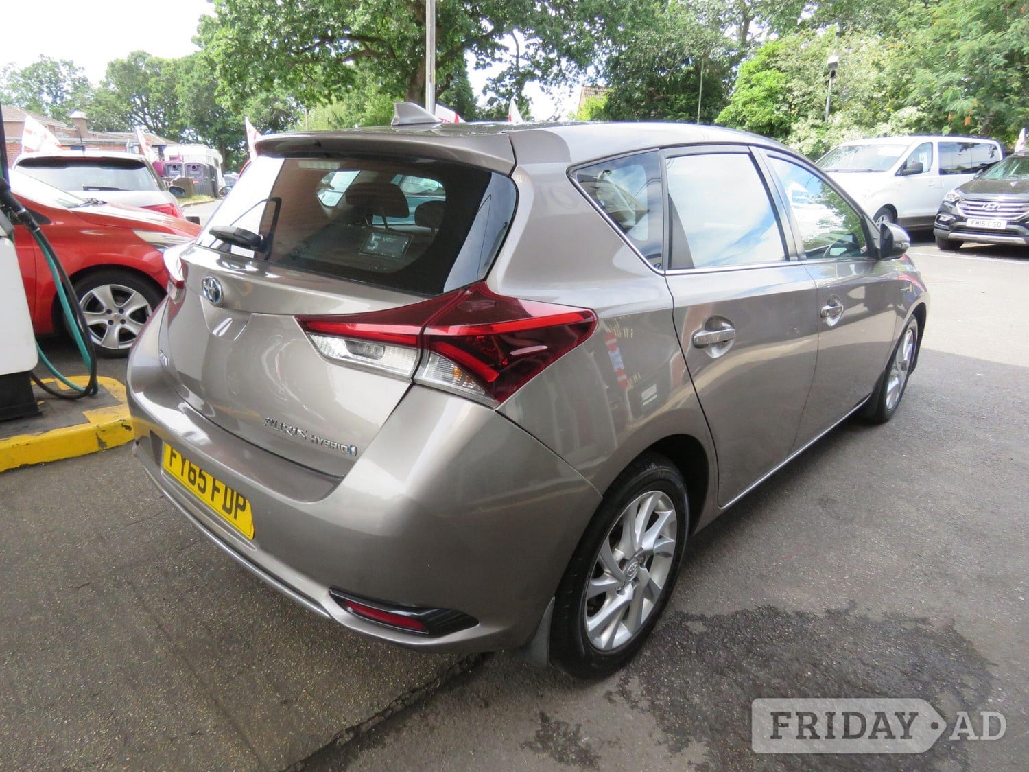 Toyota Auris 2015 - Cars