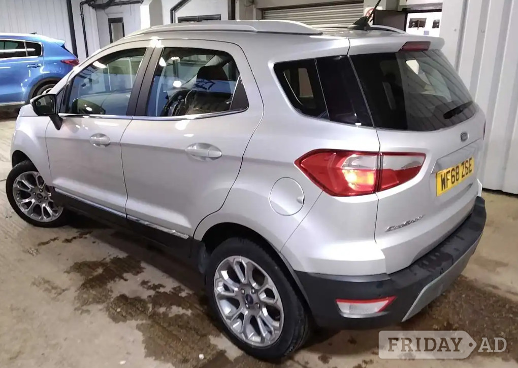 [ berth ]Ford Ecosport