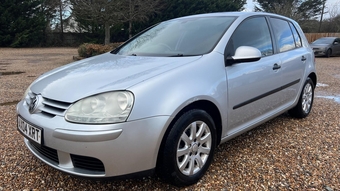 Volkswagen Golf 2004