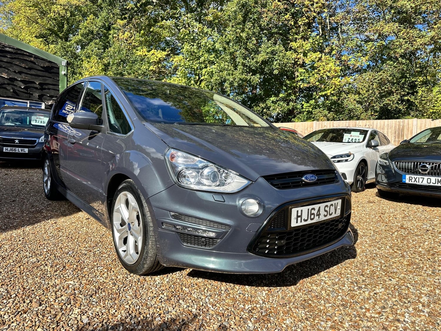 Ford S-Max Hook