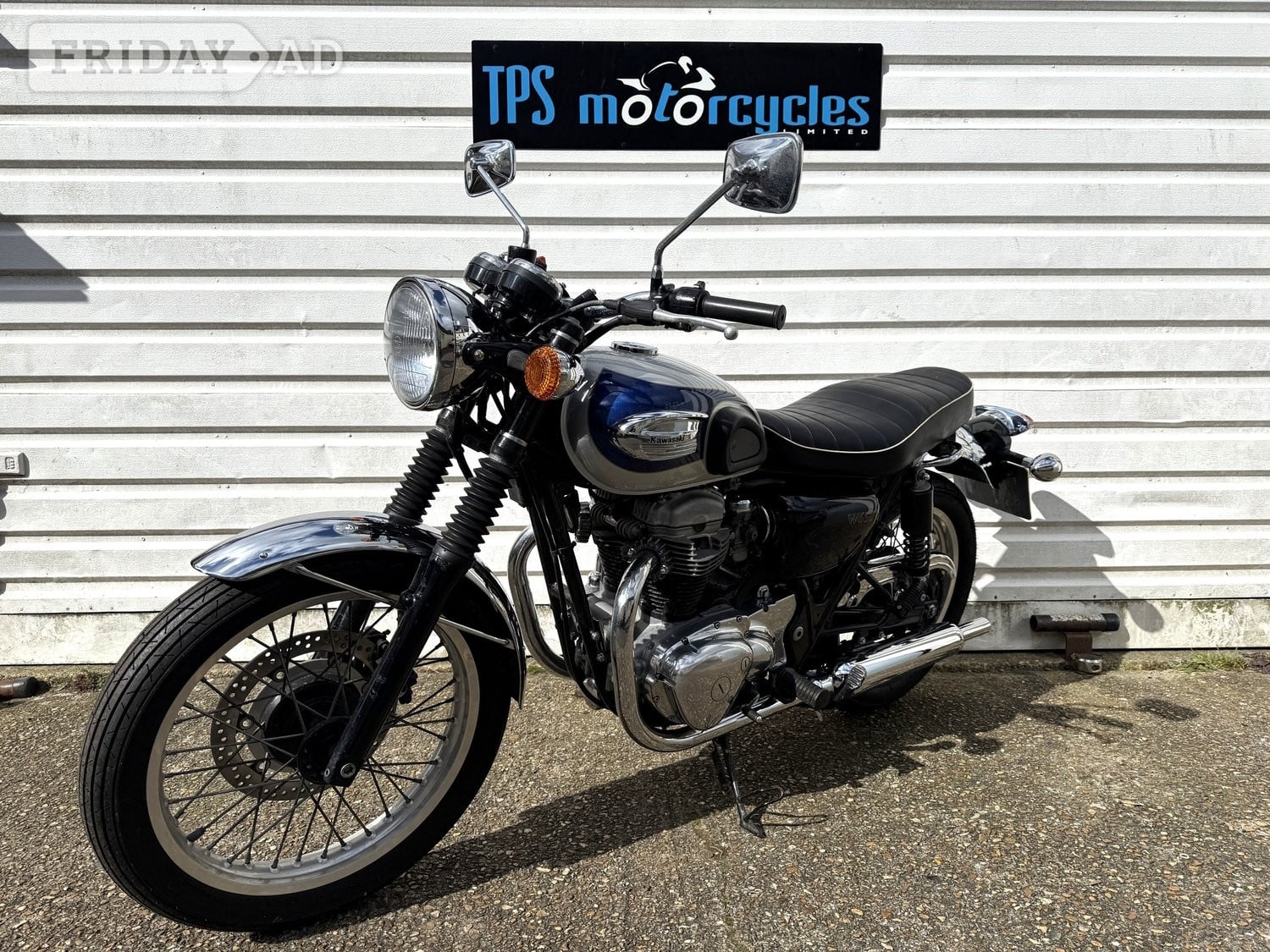 Kawasaki EJ Eastbourne