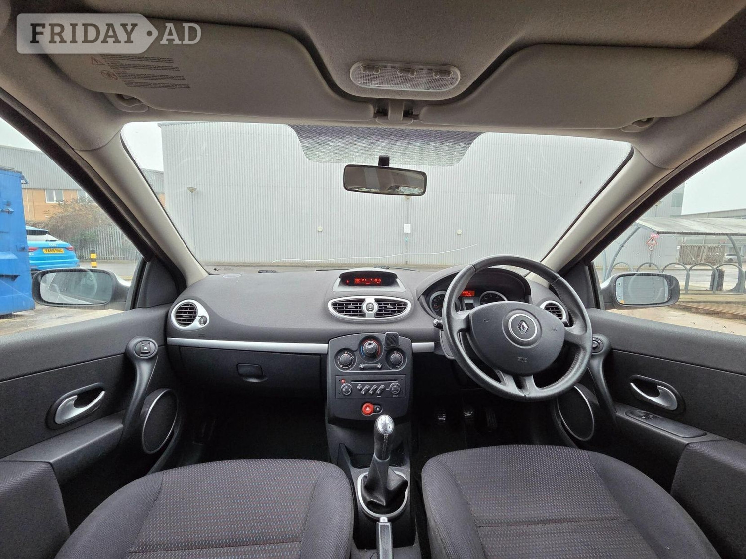 Renault Clio 2007 - Cars in Slough