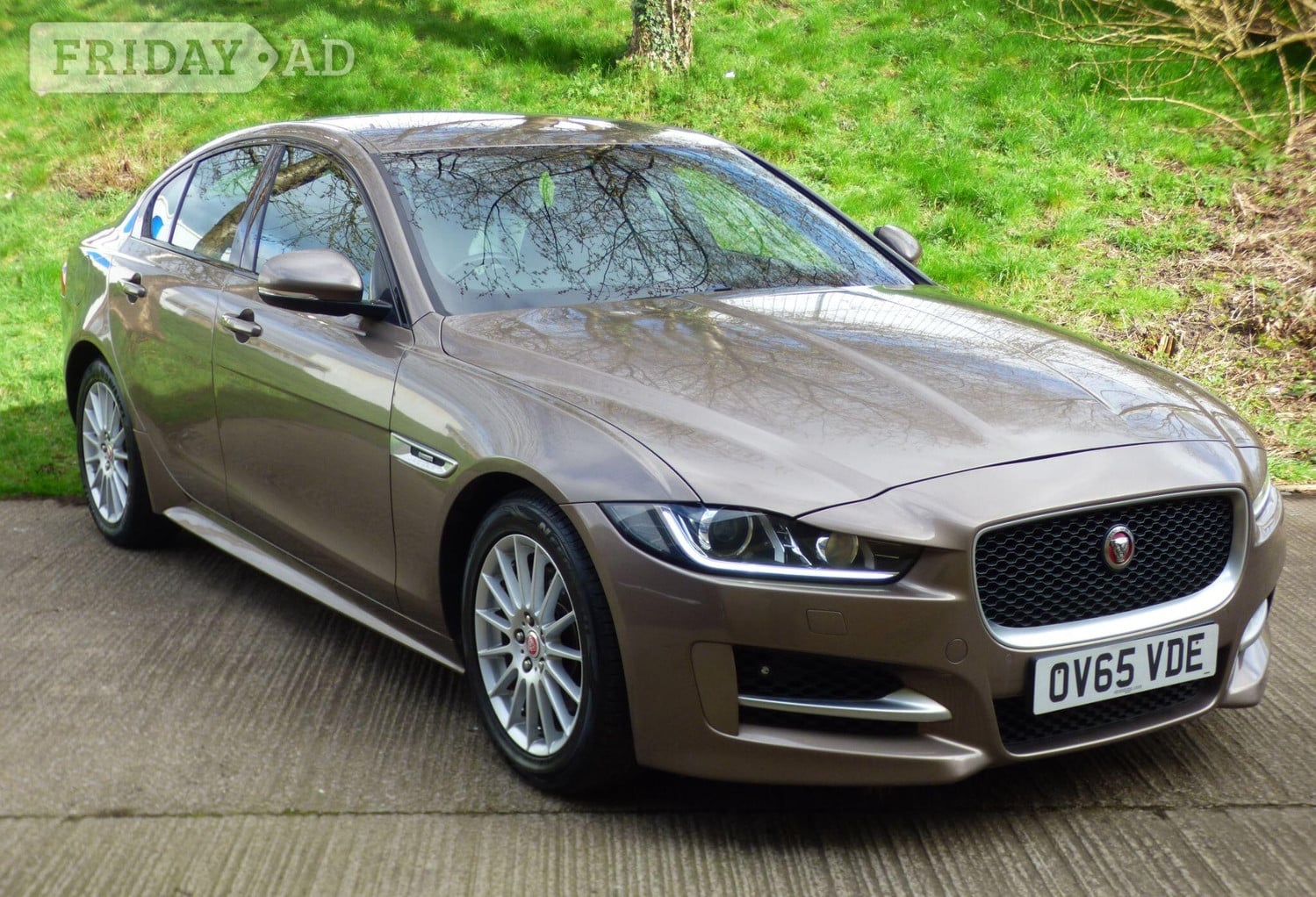 Jaguar XE 2015 - Cars in Bradford