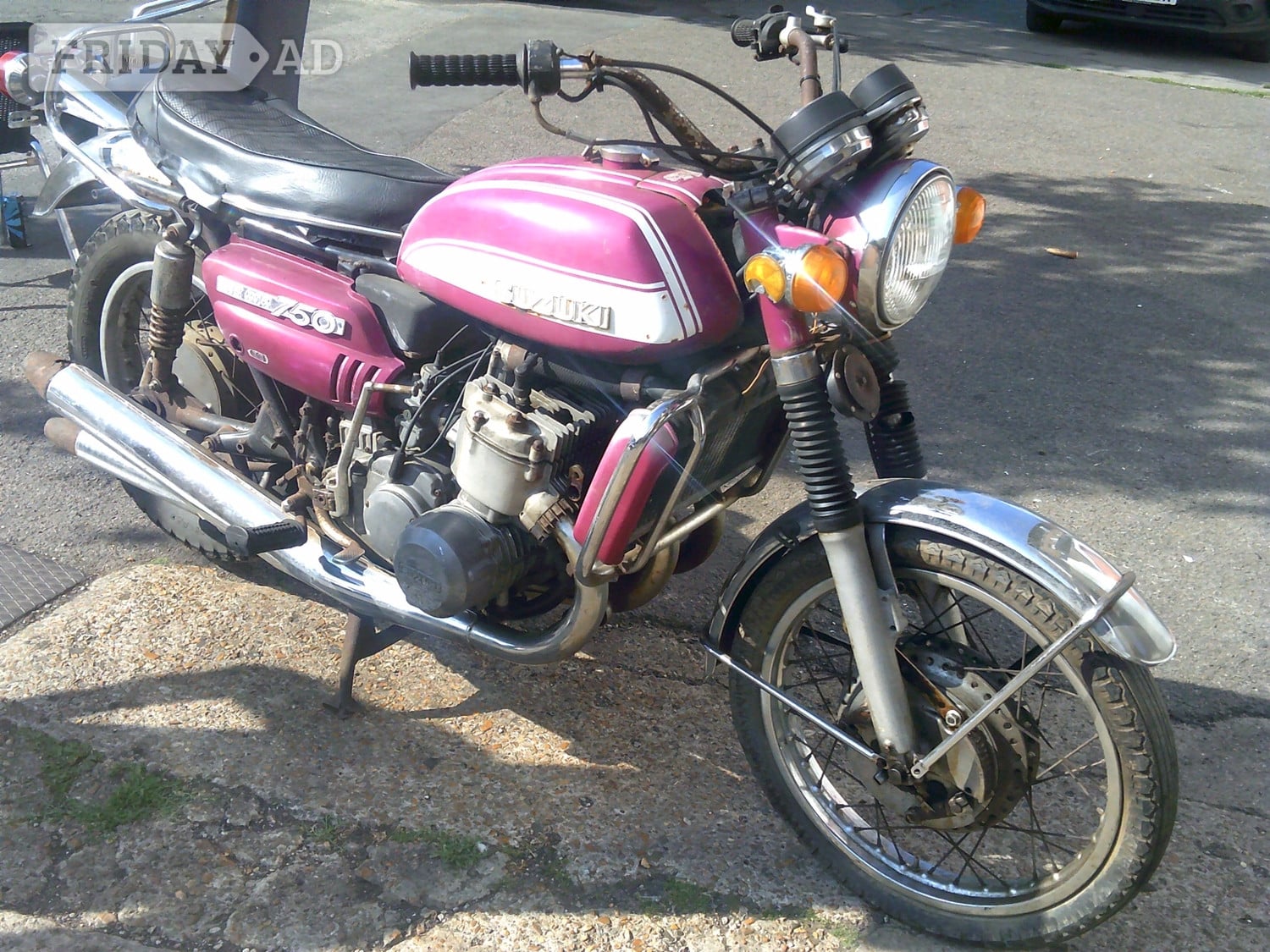 Suzuki GT 750 1972 in Brighton