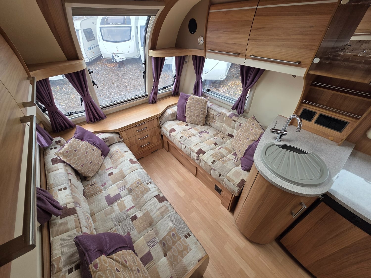 Bailey Unicorn Valencia 2014 - Motorhomes & Caravans