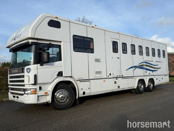 Sovereign 340 Scania Horsebox