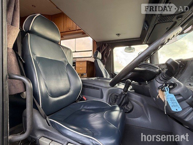 Sovereign 340 Scania Horsebox - Trailers & Horseboxes in Banbury