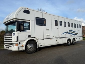 Sovereign 340 Scania Horsebox