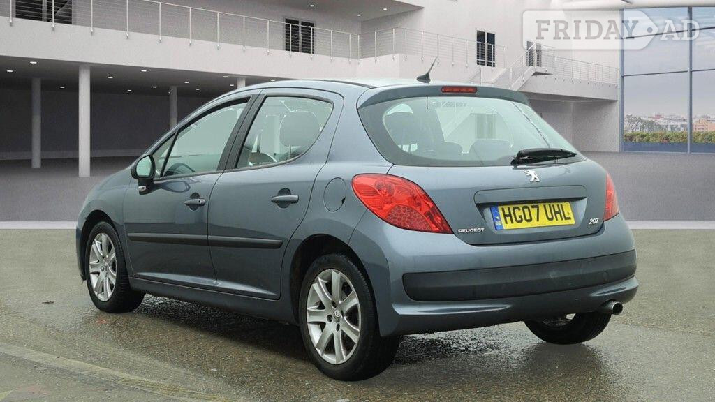 [ berth ]Peugeot 207