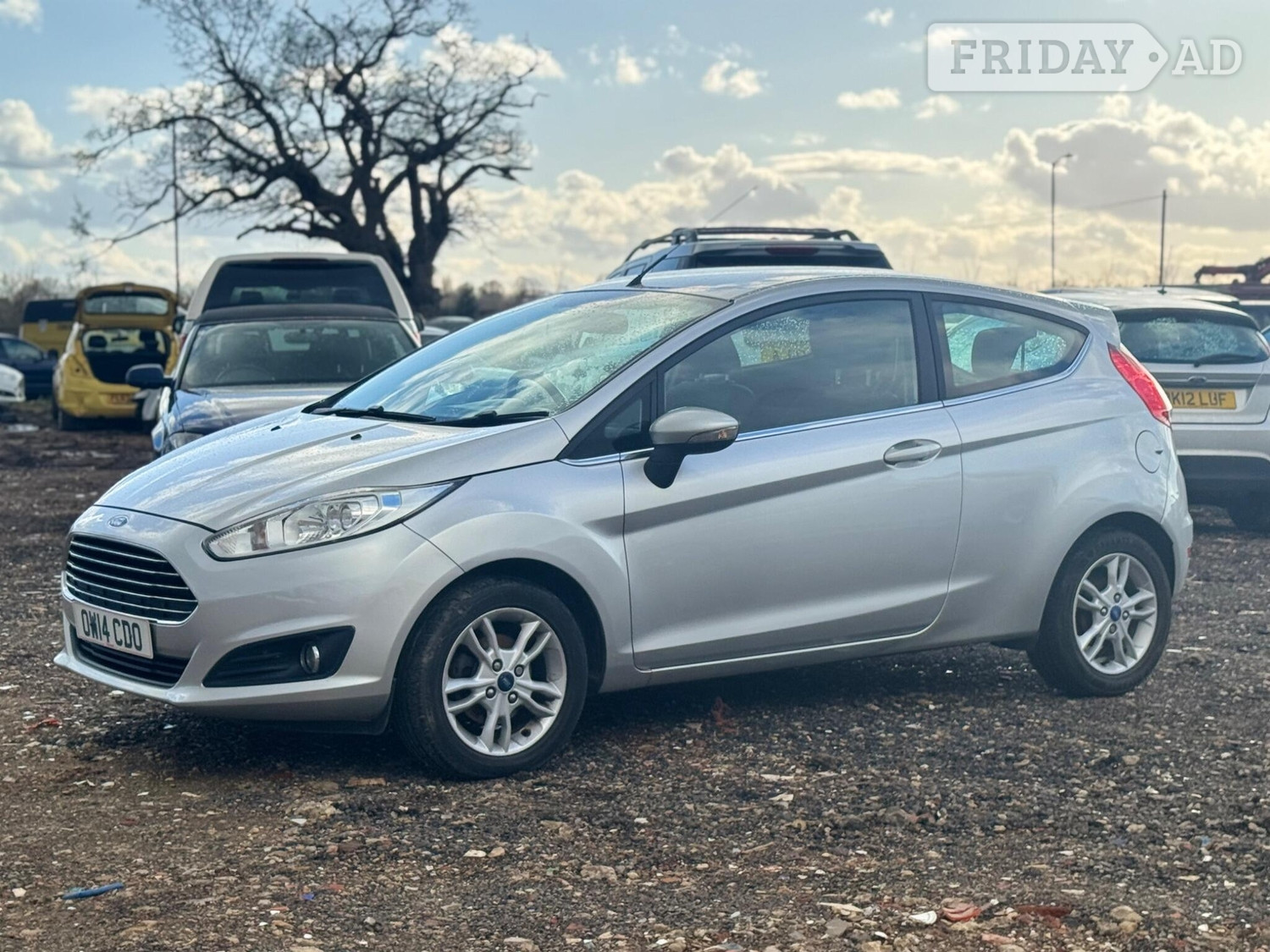 [ berth ]Ford Fiesta