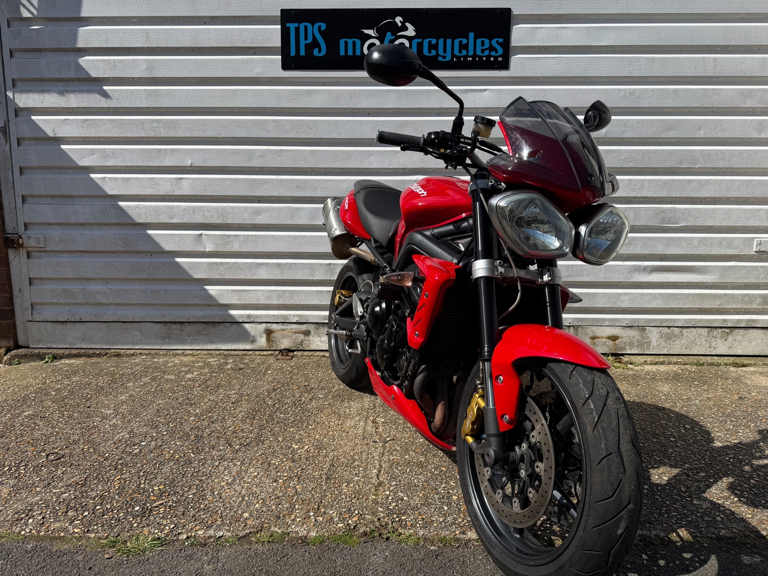 [ berth ]Triumph Street Triple