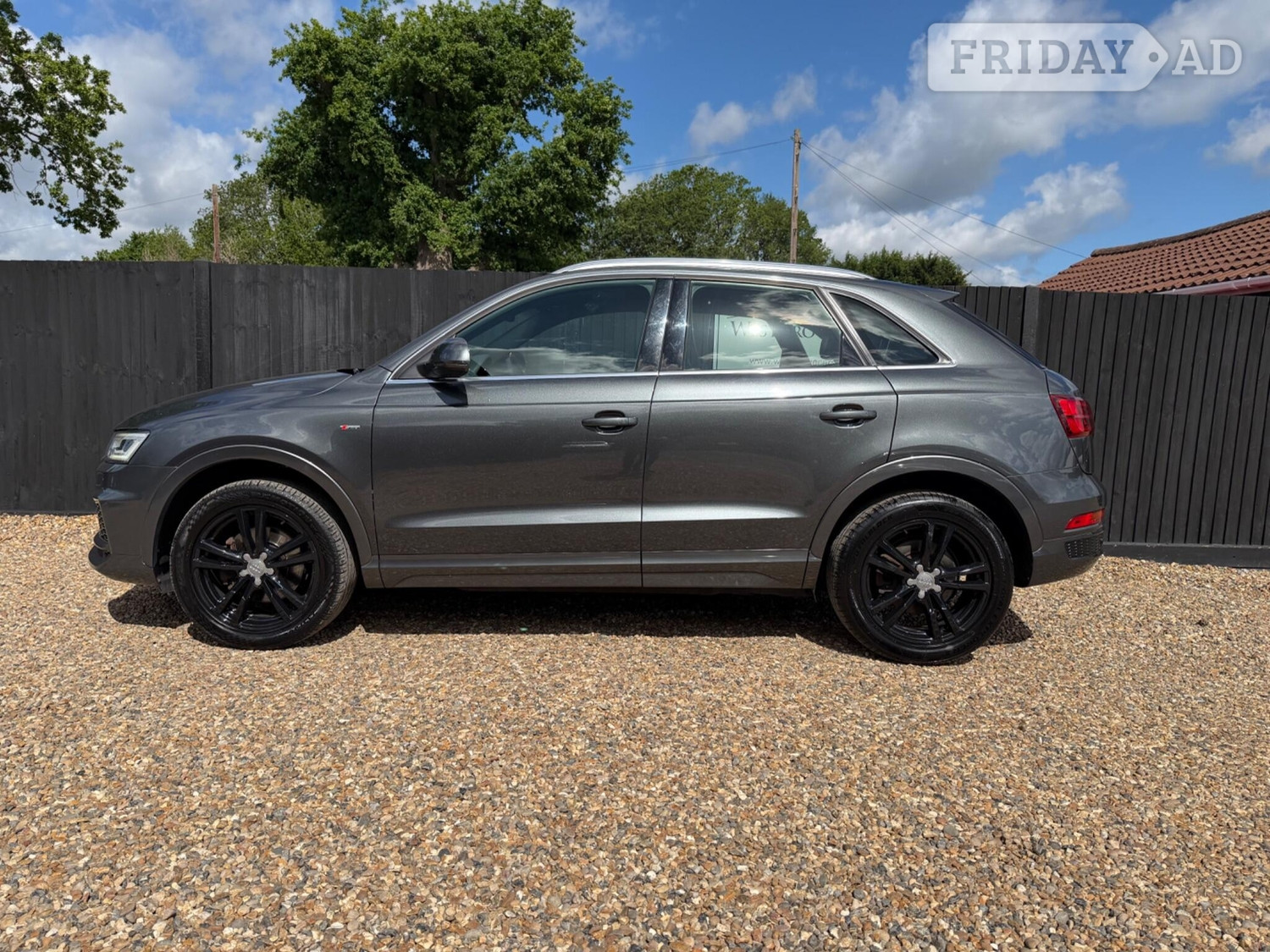 [ berth ]Audi Q3