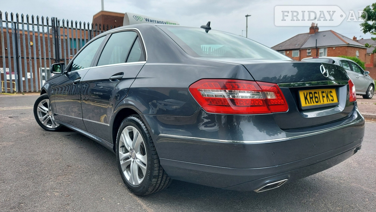[ berth ]Mercedes-Benz E Class
