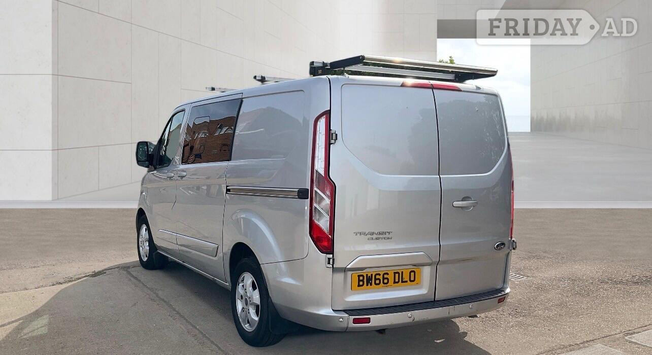 [ berth ]Ford Transit Custom